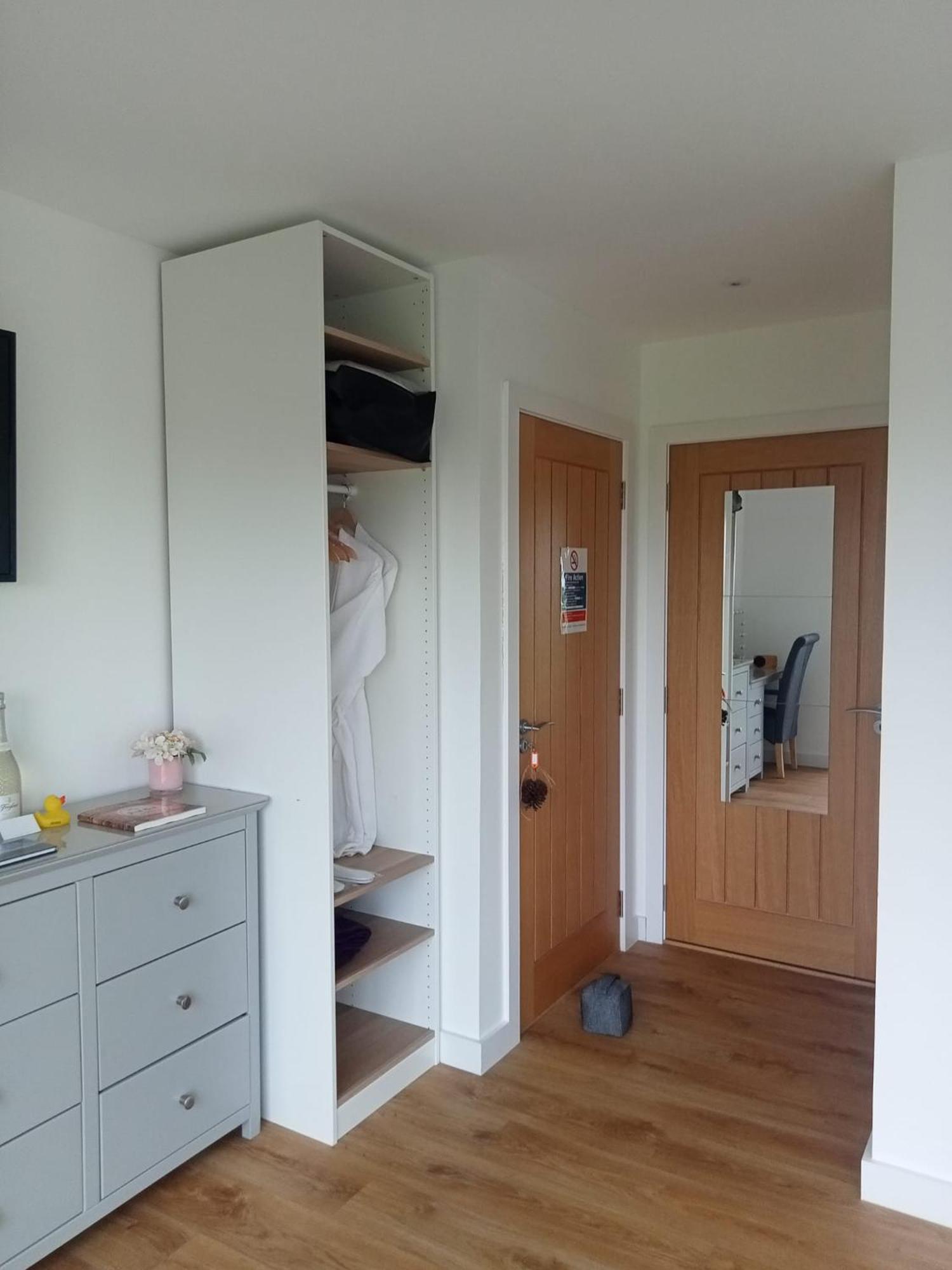 Flotnar Hus - Ensuite Rooms ケイス 部屋 写真