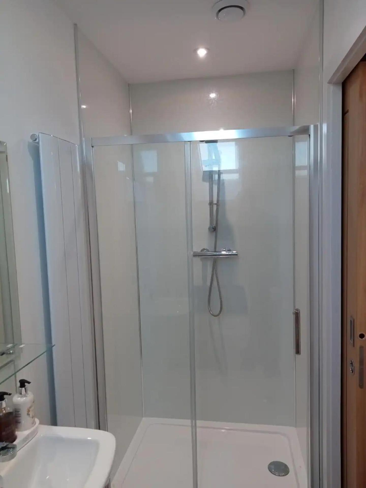Flotnar Hus - Ensuite Rooms ケイス 部屋 写真